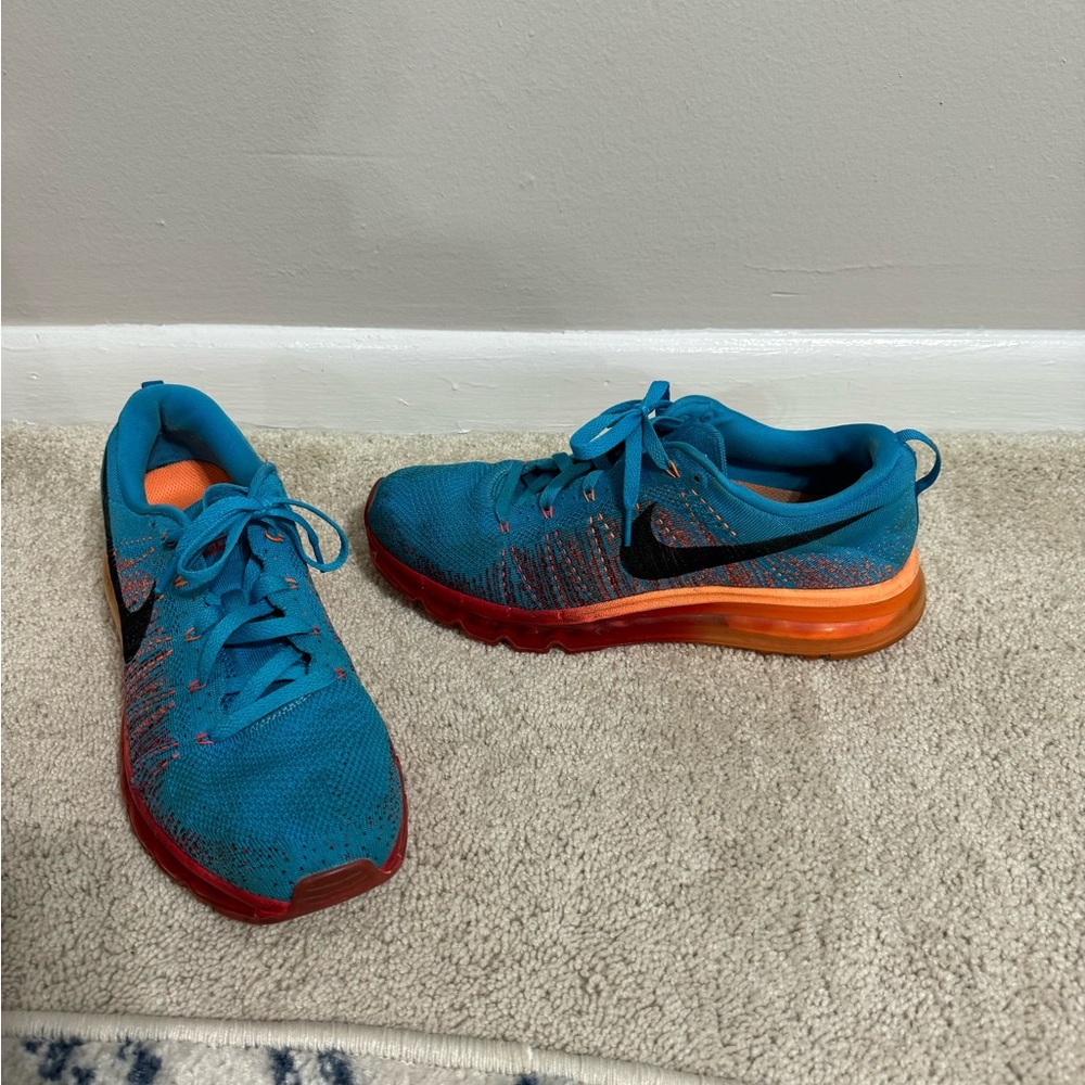 MENS NIKE fitsoule 2